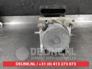 ABS Pomp van een Suzuki SX4 (EY/GY) 1.6 16V VVT Comfort,Exclusive Autom. 2007