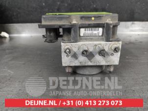 ABS Pomp van een Suzuki SX4 (EY/GY) 1.6 16V VVT Comfort,Exclusive Autom. 2007