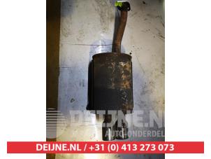 Gebruikte Uitlaat Einddemper Honda Civic (EP/EU) 1.4 16V Prijs € 35,00 Margeregeling aangeboden door V.Deijne Jap.Auto-onderdelen BV