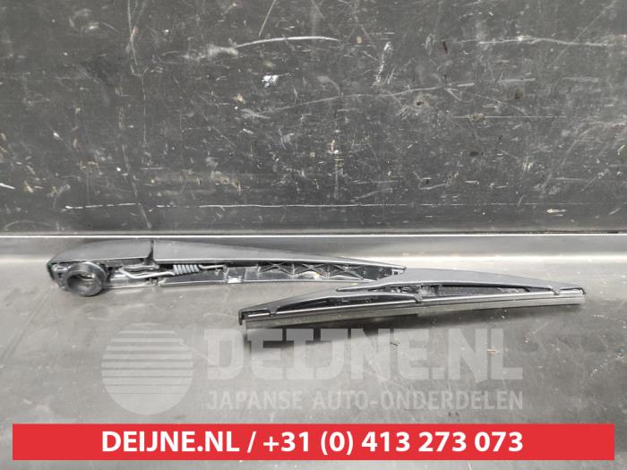 Toyota Aygo X Rear wiper arm O697536