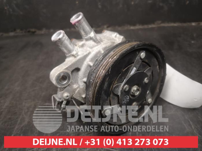 Toyota Hilux Additional water pump O697543