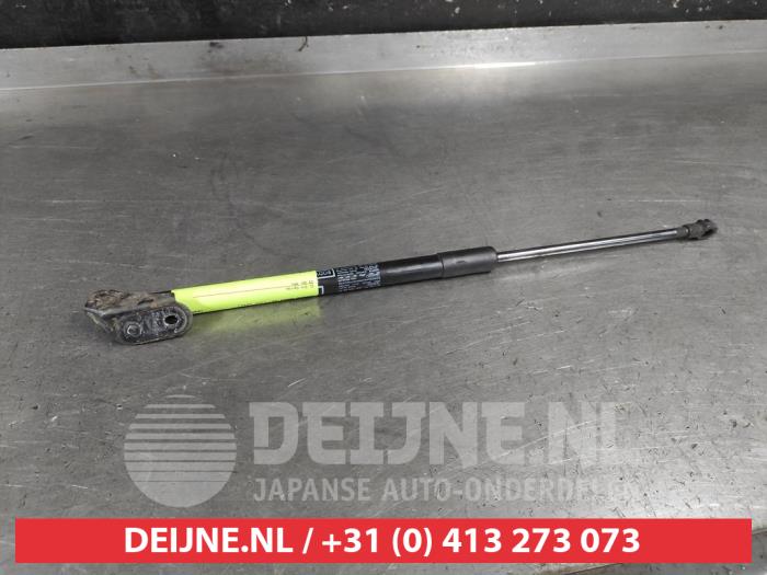 Toyota Verso Gasdämpfer links hinten O697551