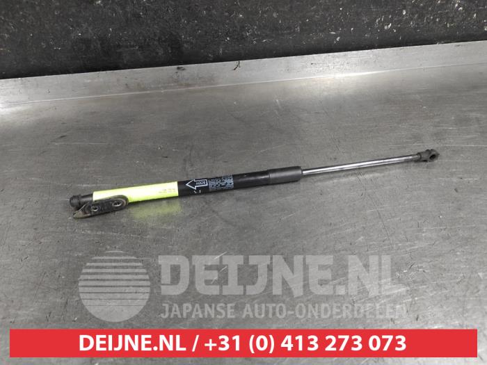 Toyota Verso Gasdemper rechts-achter O697552