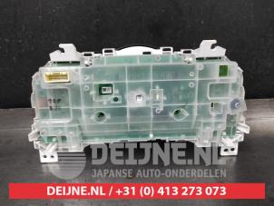 Mazda 3 Odometer KM O697646 photo 2