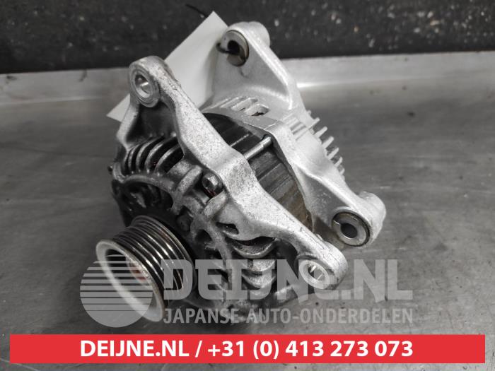 Gebruikte Dynamo Mazda 3 (BM/BN) 2.0 SkyActiv-G 16V Prijs € 50,00 Margeregeling aangeboden door V.Deijne Jap.Auto-onderdelen BV