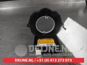 Toyota Yaris Lenkwinkelsensor O697672 foto 2