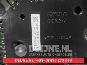 Toyota Yaris Tacho - Kombiinstrument KM O697676 foto 3