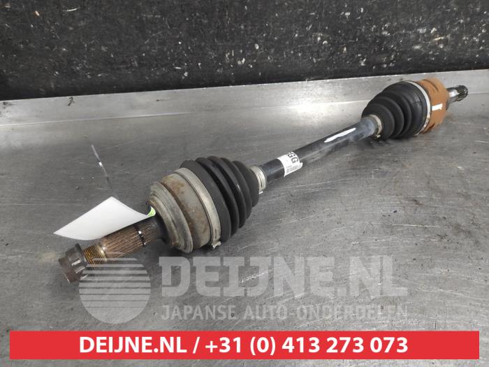 Toyota Yaris Antriebswelle links vorne O697701