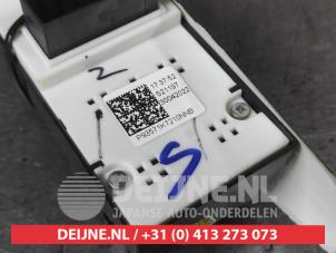 Hyundai I10 Multi-functional window switch O697710 photo 3