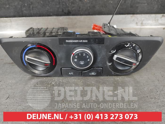 Hyundai I10 Heater control panel O697736