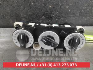 Mitsubishi Colt Heater control panel O698035 photo 2