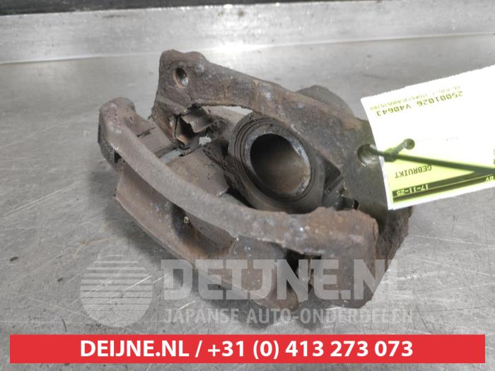 Toyota Aygo Remklauw (Tang) links-voor O697951