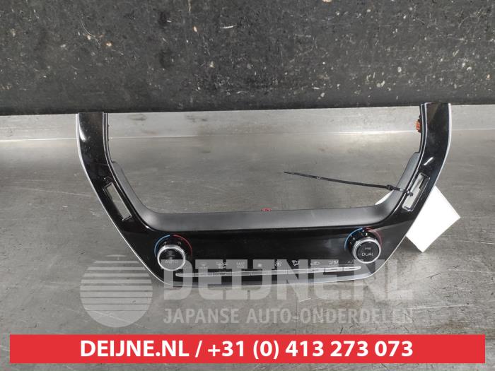 Toyota Corolla Heizung Bedienpaneel O698215