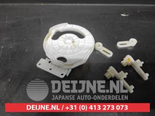 Mazda CX-3 Heater valve motor O698236 photo 2