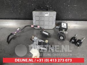 Toyota Yaris Slotenset Cilinder (compleet) O698353 foto 2