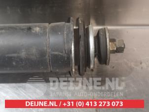 Toyota Urban Cruiser Schokdemper rechts-achter O379831 foto 2
