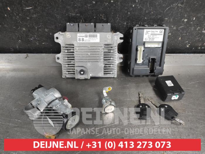 Nissan Micra Slotenset Cilinder (compleet) O698609