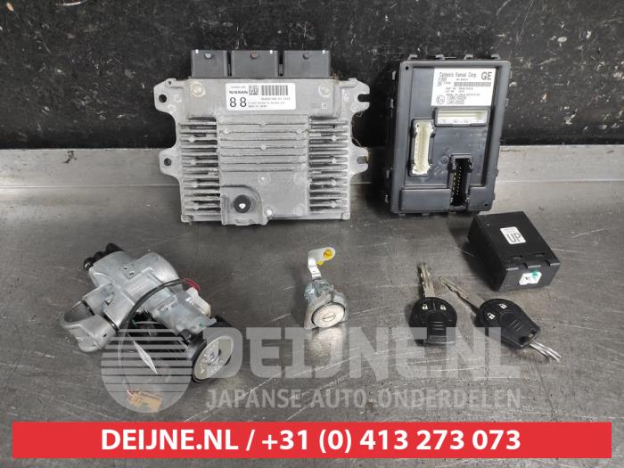 Nissan Micra Kontaktslot+Sleutel O698610