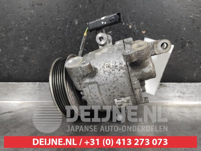 Gebruikte Aircopomp Toyota Aygo X 1.0 12V VVT-i Prijs € 125,00 Margeregeling aangeboden door V.Deijne Jap.Auto-onderdelen BV
