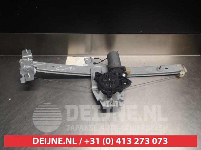 Toyota Avensis Window mechanism 4-door, front right O277116