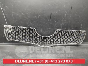 Toyota Yaris Grille O698804 foto 2