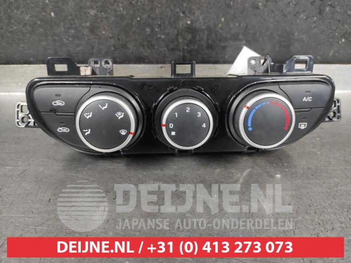 Hyundai I10 Kachel Bedieningspaneel O698843