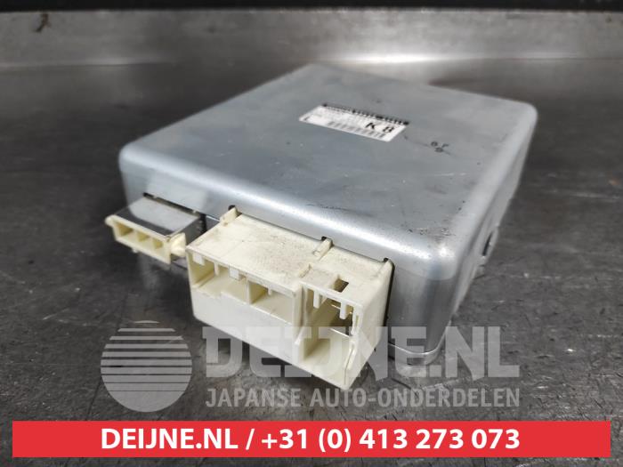 Toyota Prius Plus Power steering computer O698908