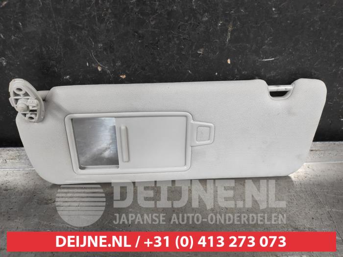 Kia Sorento Sun visor O698954