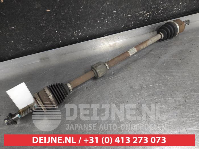 Gebruikte Aandrijfas rechts-voor Hyundai i10 (B5) 1.0 12V Prijs € 45,00 Margeregeling aangeboden door V.Deijne Jap.Auto-onderdelen BV