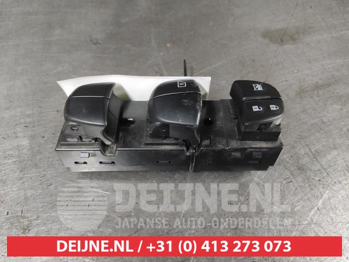 Nissan Juke Kombischalter Fenster O699178