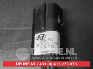 Hyundai IX35 PDC-Sensor O699216 foto 2
