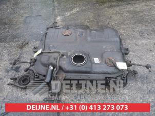 Gebruikte Draagbalk achter Kia Carens III (FG) 2.0i CVVT 16V Prijs op aanvraag aangeboden door V.Deijne Jap.Auto-onderdelen BV