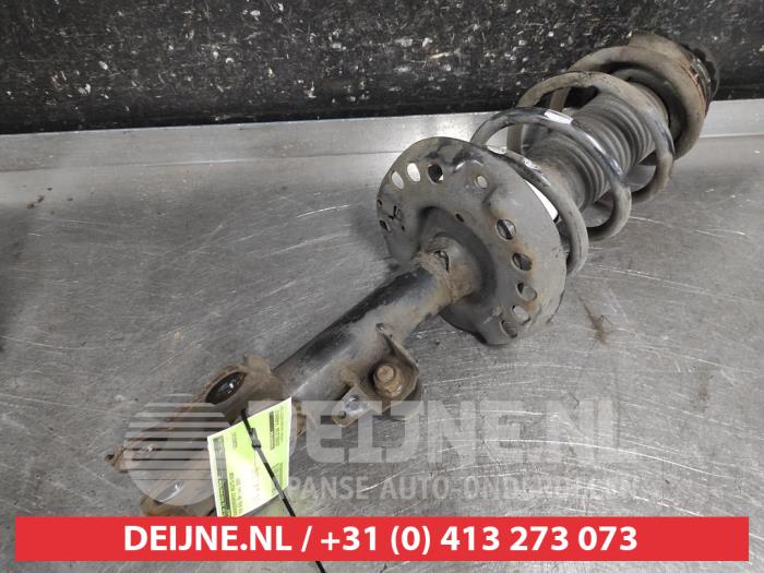Kia Soul Stoßdämpferstrebe rechts vorne O699349