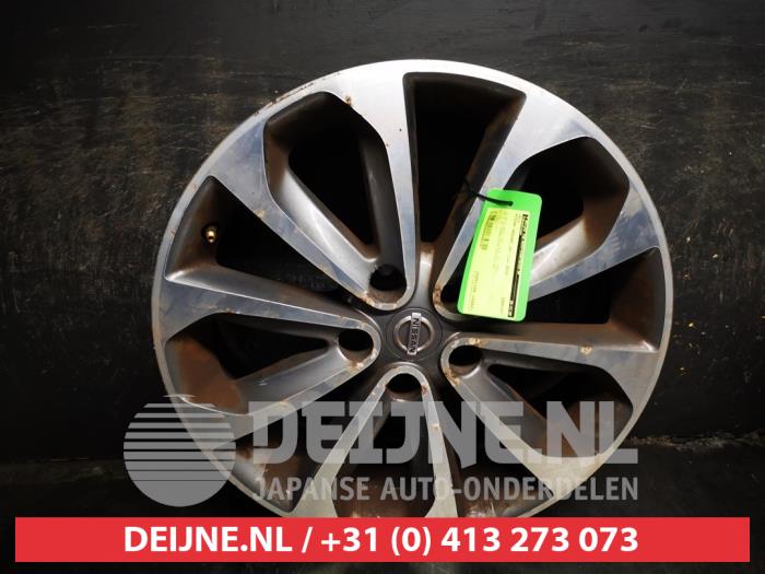 Nissan Qashqai Wheel O699371