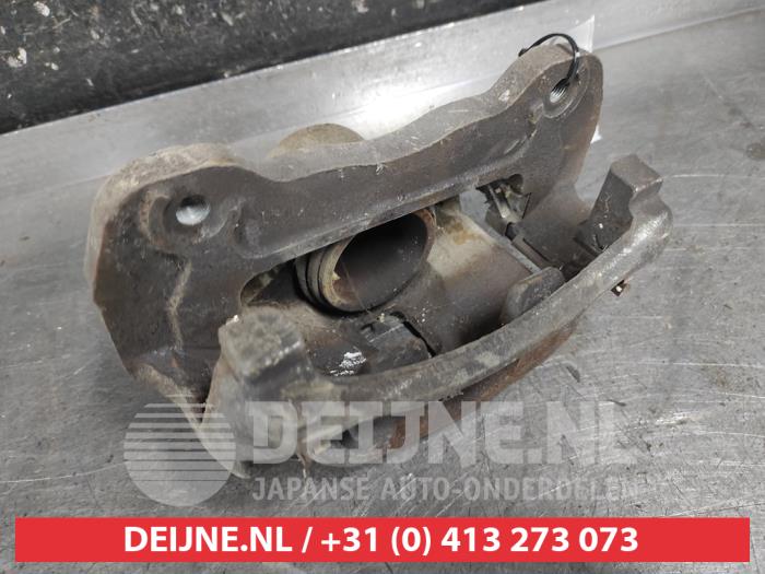 Mitsubishi L200 Bremszange rechts vorne O699390