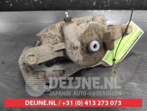 Mitsubishi L200 Bremszange rechts vorne O699390 foto 3