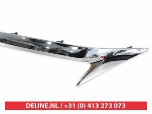 Lexus CT 200h Grille O9990009713 photo 4