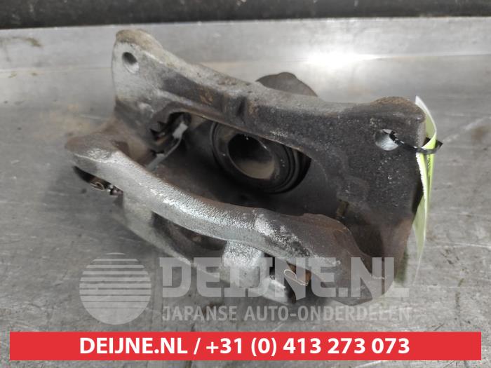 Mazda CX-30 Bremszange links vorne O699539