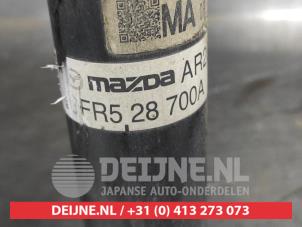 Mazda CX-30 Stoßdämpfer links hinten O699542 foto 2