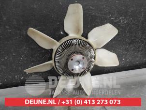 Toyota Landcruiser RI Scheibe Intelligent O699554 foto 2