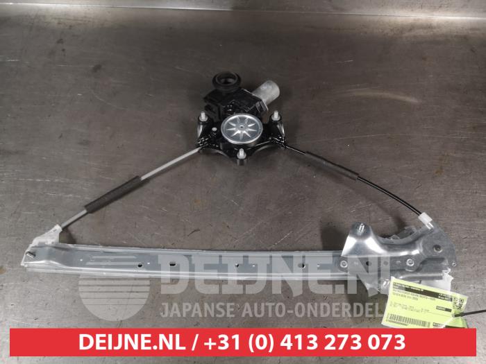 Toyota bZ4X Window mechanism 4-door, front right O699607