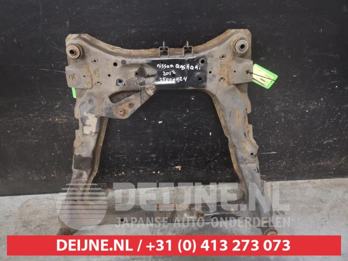 Gebruikte Subframe Nissan Qashqai (J10) 2.0 dCi 4x4 Prijs op aanvraag aangeboden door V.Deijne Jap.Auto-onderdelen BV