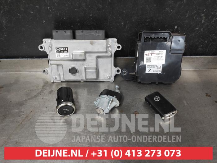 Mazda MX-30 Slotenset Cilinder (compleet) O699765