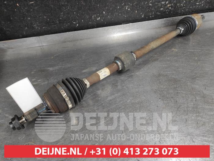 Gebruikte Aandrijfas rechts-voor Hyundai Kona (OS) 1.0 T-GDI 12V Prijs € 75,00 Margeregeling aangeboden door V.Deijne Jap.Auto-onderdelen BV
