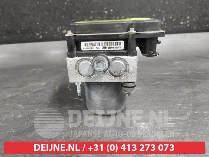 Nissan Qashqai+2 ABS Pumpe O700048