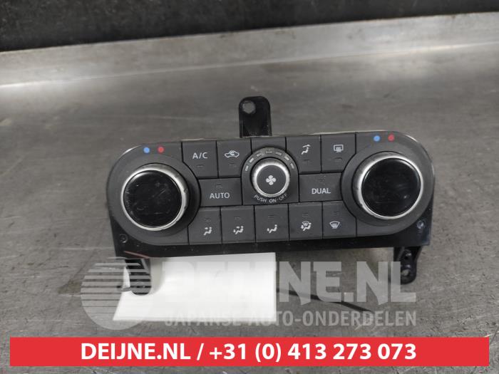 Nissan Qashqai+2 Heizung Bedienpaneel O700054