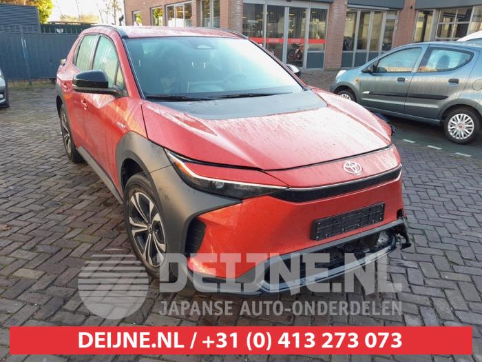 Toyota bZ4X Bumperdeel rechts-voor O700142