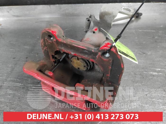 Hyundai I30 Bremszange links hinten O700295