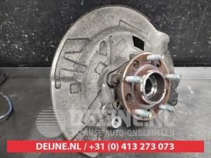 Hyundai I30 Fusee links-voor O700379 foto 2