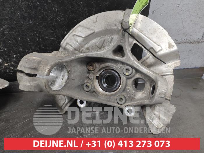 Hyundai I30 Achsschenkel rechts vorne O700380